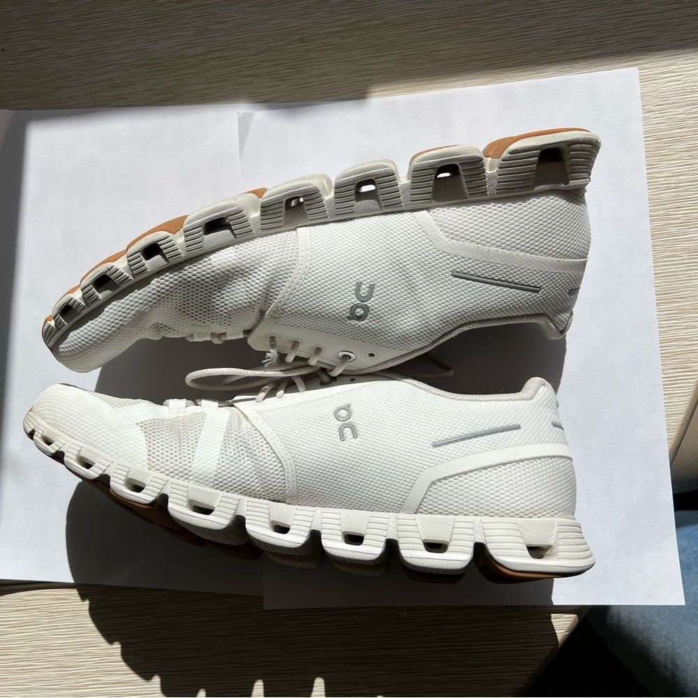 OC white running sneakers- women’s size 10